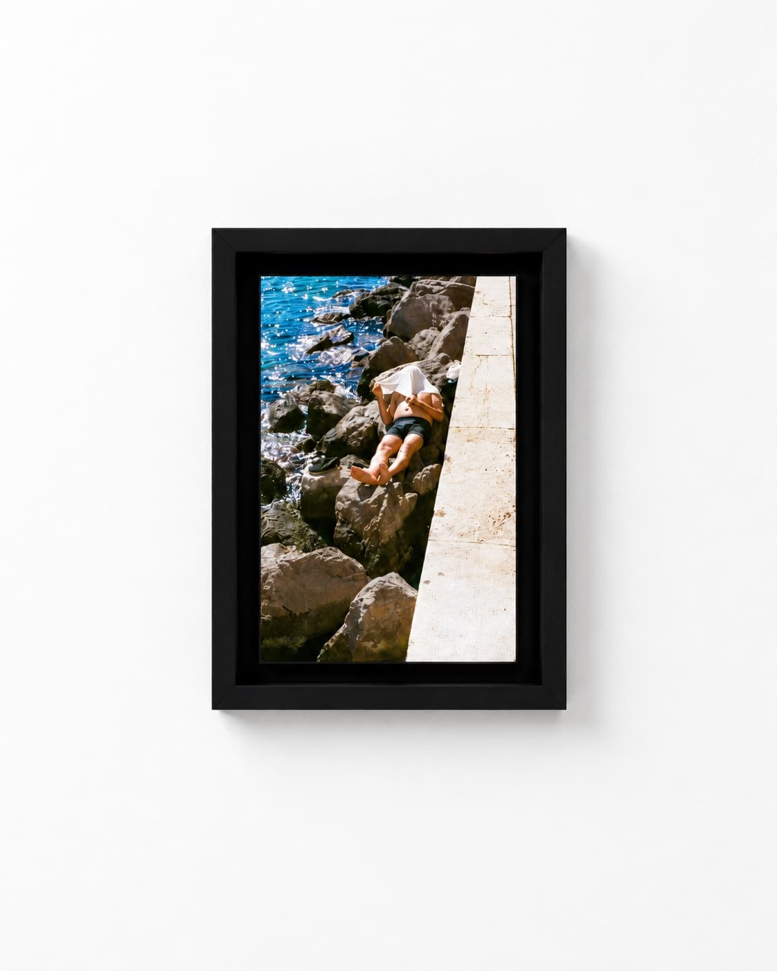 Photographie « La serviette » par Clément Brelet, œuvre en édition limitée, vue 2